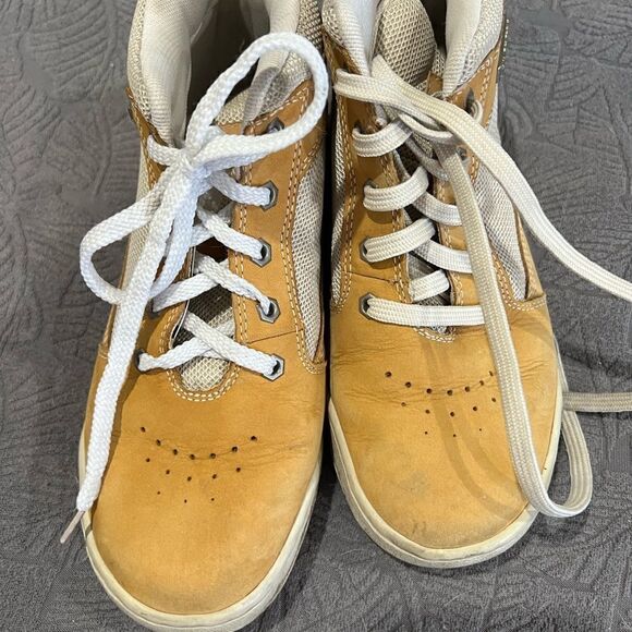 Timberland Booties | 5 - Picture 2 of 4